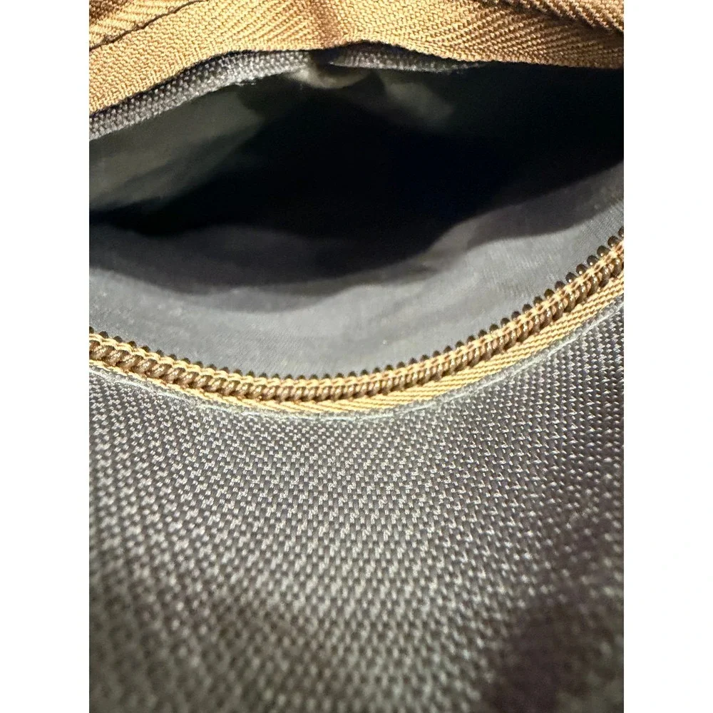Jordan Flight Bag Crossbody Shoulder Bag Mens Womens Small‎ Gray Travel Pouch